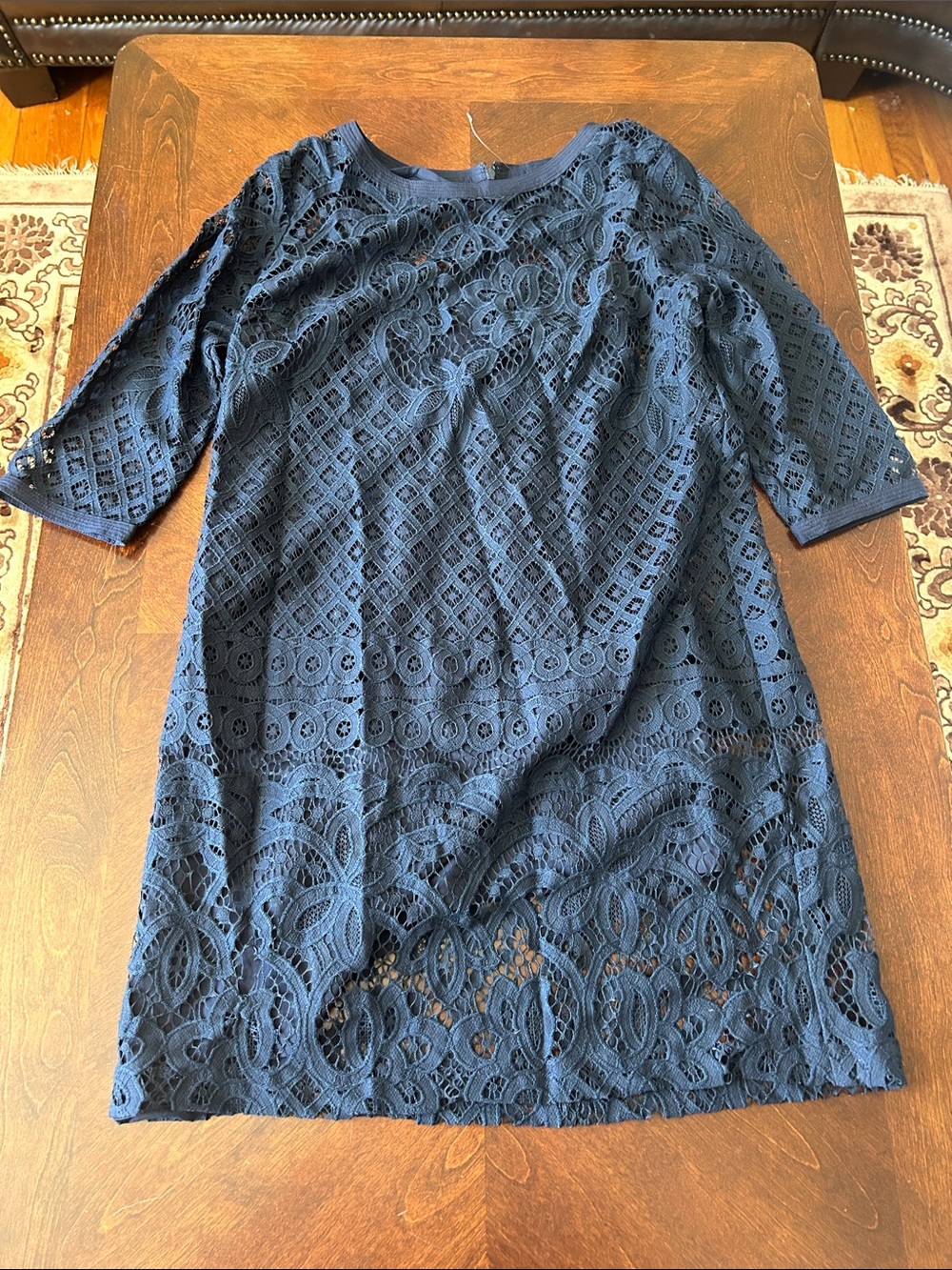 Elegant Navy Lace Shift Top - Women